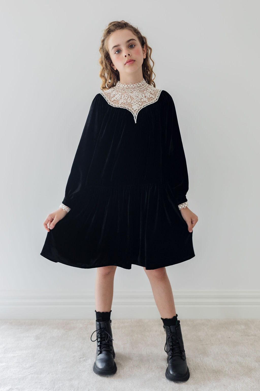 Petite Amalie Black/Cream Lace Yoke Velvet Dress Petite Amalie Black/Cream Lace Yoke Velvet Dress