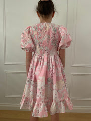 PETITE AMALIE SHIRRED ROSE PRINT DRESS